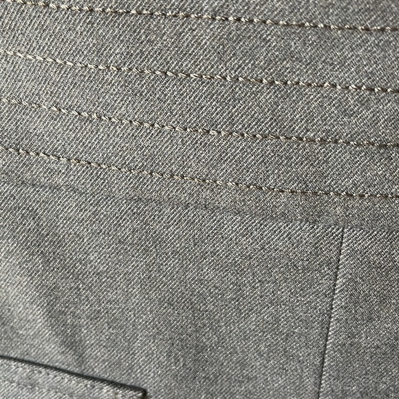 LOFT soft brown skirt with front pockets - Picture 2 of 10